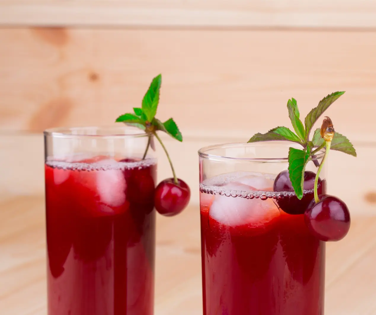 7 Incredible Health Benefits of Tart Cherry Juice You Should Know