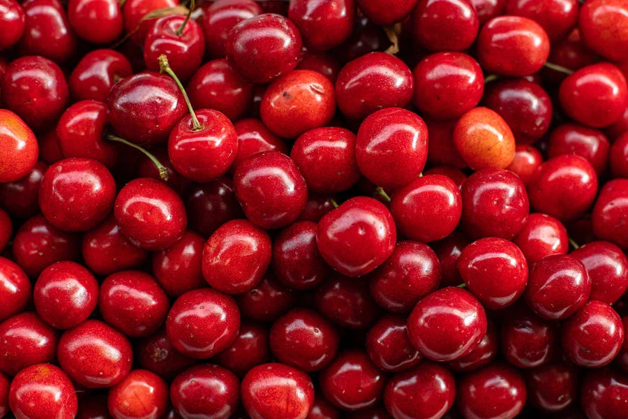 Bunch of cherries.