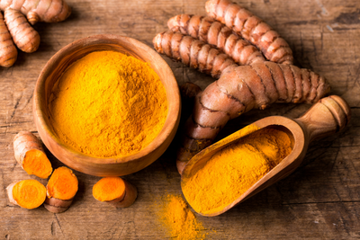 Turmeric for Knee Pain: How It Helps and Ways to Use It
